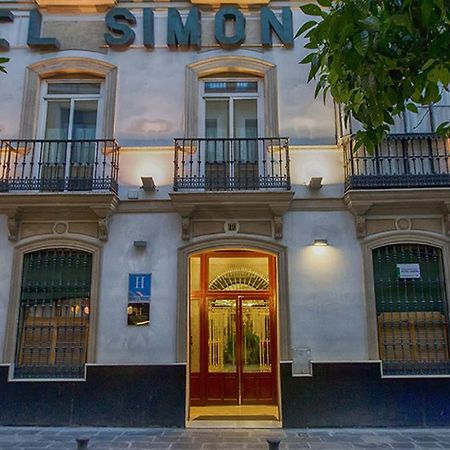 Hotel Simon Севиля Екстериор снимка